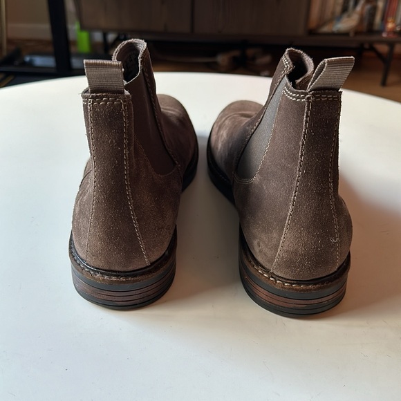 Clarks Chelsea Boots - Picture 4 of 5